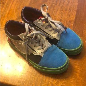 Vans x Marvel boys size 2.5 shoes EUC